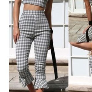 Checkered grey flare bottom pants